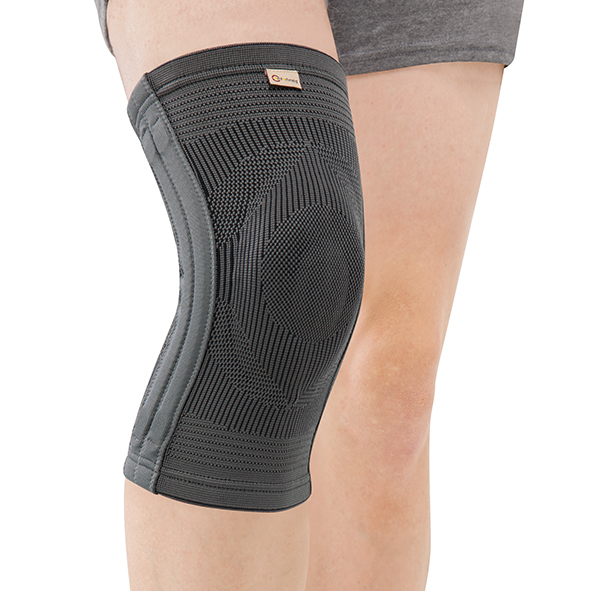 CO-7028  Bamboo Charcoal Knee Support with pad & 4 spiral stays